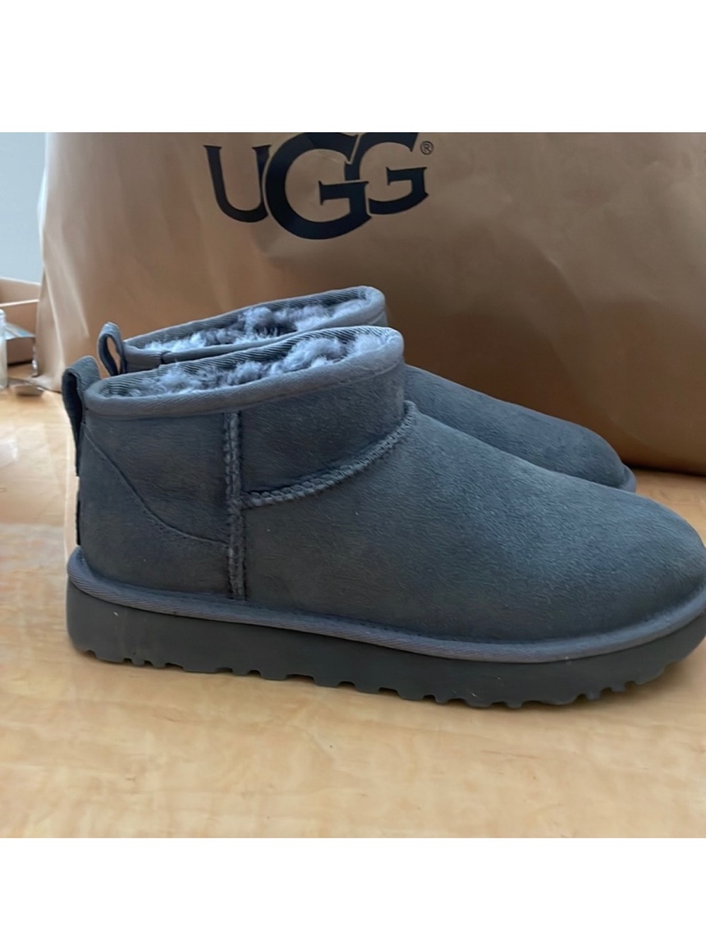 NWT Ugg Classic Ultra Mini Boot womens